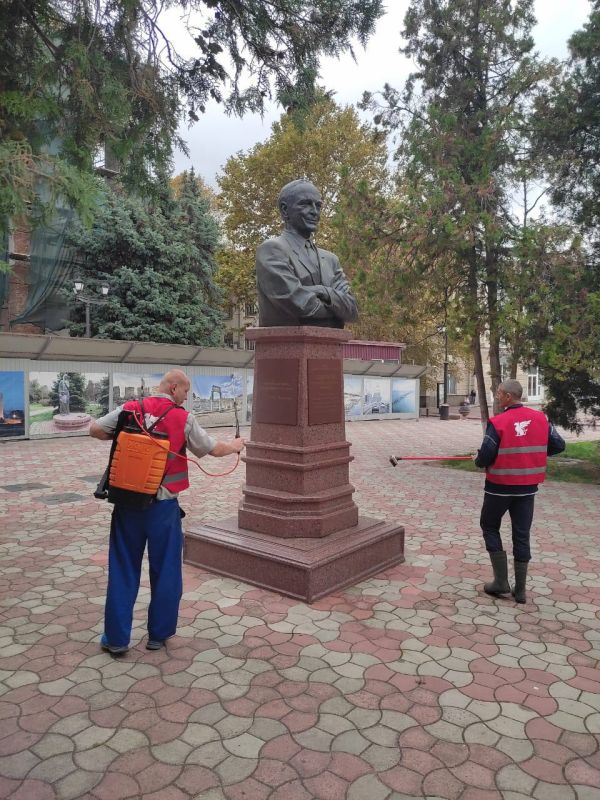 #уборка_городских_территорий #уборка_городских_территорий