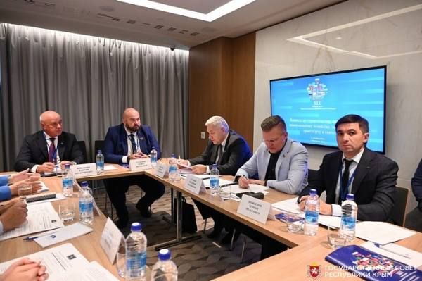 Комитет Южно-Российской Парламентской Ассоциации по строительству, жилищно-коммунальному хозяйству, энергетике, транспорту и... Комитет Южно-Российской Парламентской Ассоциации по строительству, жилищно-коммунальному хозяйству, энергетике, транспорту и...