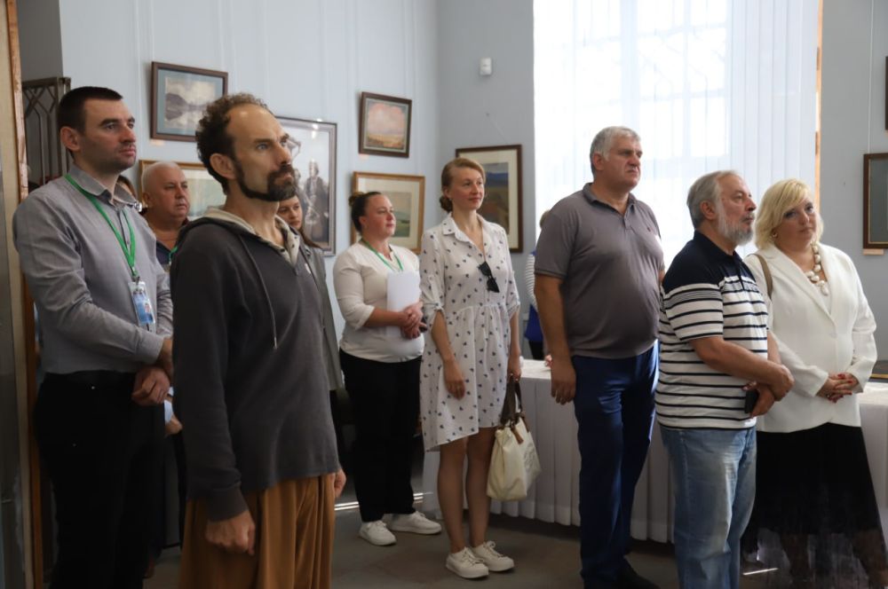 При поддержке Министерства культуры Республики Крым Музей-заповедник «Киммерия М. А. Волошина представил в Воронцовском дворце выставочный проект «Но жив талант, бессмертен гений: Александр Пушкин и Максимилиан Волошин» При поддержке Министерства культуры Республики Крым Музей-заповедник «Киммерия М. А. Волошина представил в Воронцовском дворце выставочный проект «Но жив талант, бессмертен гений: Александр Пушкин и Максимилиан Волошин»