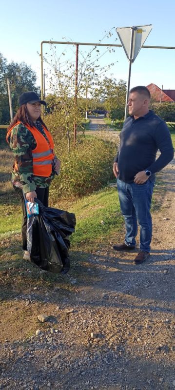 Еженедельно главы муниципальных образований Бахчисарайского района проводят встречи с дворниками Еженедельно главы муниципальных образований Бахчисарайского района проводят встречи с дворниками