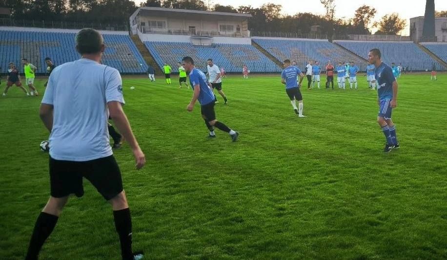 На спортивных аренах. Вчера, 10 октября на стадионе «Локомотив» состоялись финальные матчи Благотворительного турнира по мини-футболу в поддержку участников Специальной военной операции «Кубок Единства» На спортивных аренах. Вчера, 10 октября на стадионе «Локомотив» состоялись финальные матчи Благотворительного турнира по мини-футболу в поддержку участников Специальной военной операции «Кубок Единства»