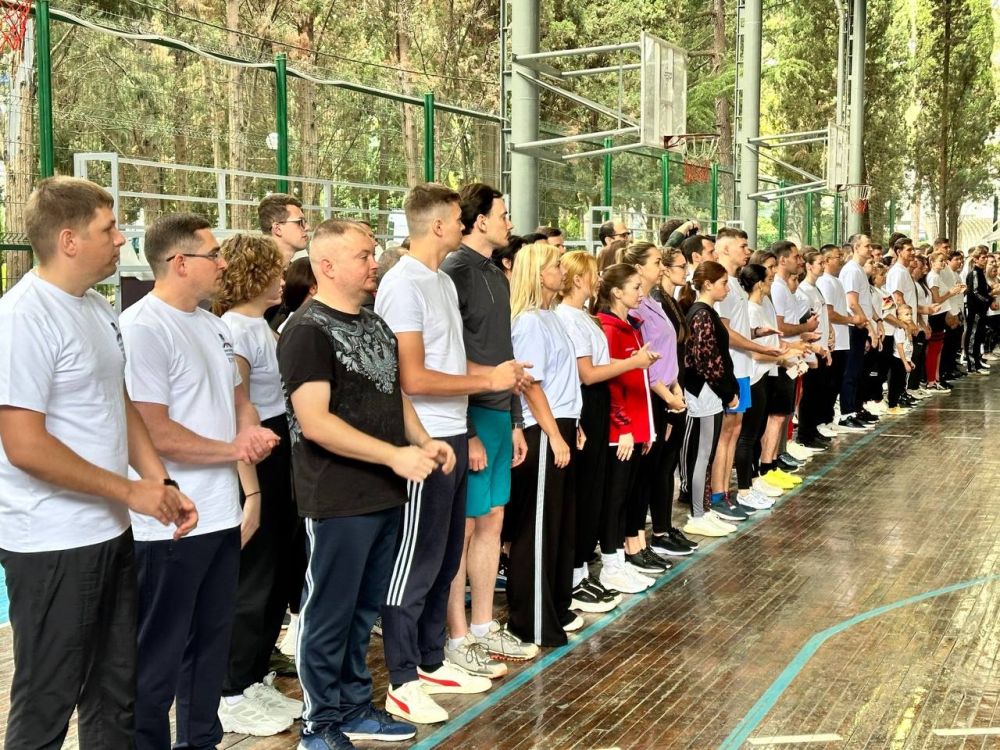 Ольга Торубарова: Приняла участие в торжественном открытии Фестиваля Всероссийского физкультурно-спортивного комплекса «Готов к труду и обороне» среди работников прокуратуры Республики Крым в честь памяти участников СВО – Героев России Ольга Торубарова: Приняла участие в торжественном открытии Фестиваля Всероссийского физкультурно-спортивного комплекса «Готов к труду и обороне» среди работников прокуратуры Республики Крым в честь памяти участников СВО – Героев России