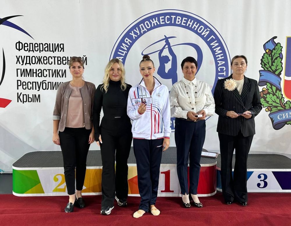 Ольга Торубарова: За вклад в развитие физической культуры и спорта в Россиийской Федерации - вручила Почетную грамоту Комитета по физической культуре и спорта Государственной Думы Российской Федерации - Ризатдиновой Оксане Валерьевне Ольга Торубарова: За вклад в развитие физической культуры и спорта в Россиийской Федерации - вручила Почетную грамоту Комитета по физической культуре и спорта Государственной Думы Российской Федерации - Ризатдиновой Оксане Валерьевне