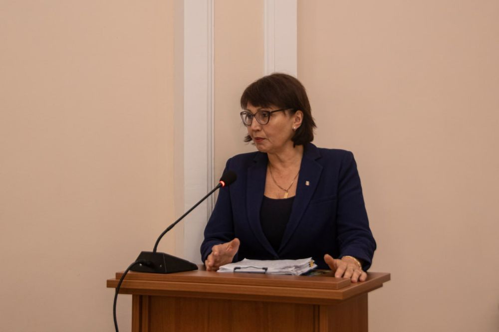 В Симферополе состоялось оперативно-хозяйственное совещание, в ходе которого руководители структурных подразделений отчитались о проделанной работе В Симферополе состоялось оперативно-хозяйственное совещание, в ходе которого руководители структурных подразделений отчитались о проделанной работе
