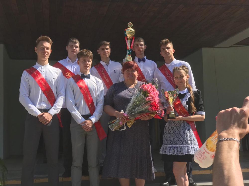 #городские_новости. Учительница из Керчи награждена государственной наградой Постановлением Президиума Государственного... #городские_новости. Учительница из Керчи награждена государственной наградой Постановлением Президиума Государственного...