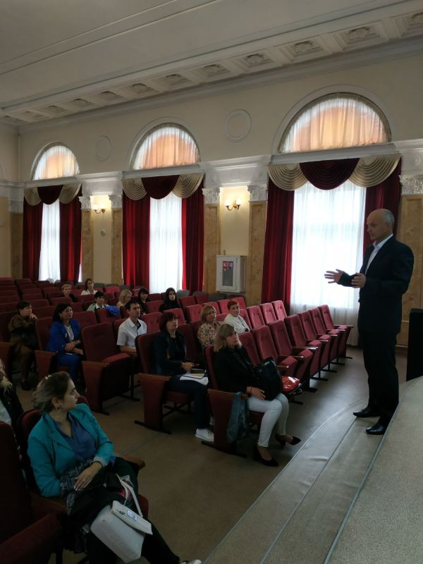 Валентина Лаврик: Проведено инструктивно-методическое совещание с руководителями и специалистами служб по содействию... Валентина Лаврик: Проведено инструктивно-методическое совещание с руководителями и специалистами служб по содействию...