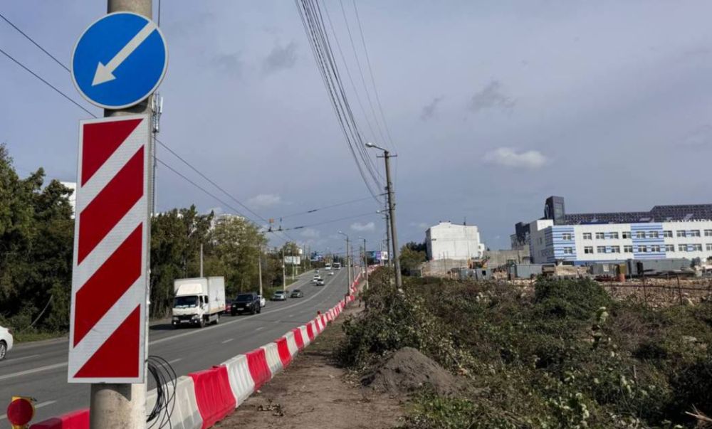 Подрядчик приступил к строительству дороги-дублера на улице Вакуленчука Подрядчик приступил к строительству дороги-дублера на улице Вакуленчука