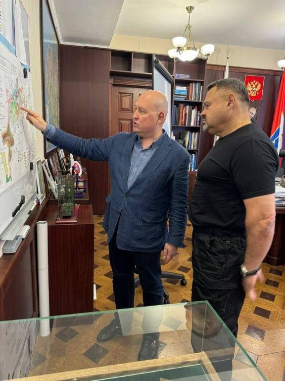 Заместитель руководителя Казначейства России Александр Демидов посетил объекты строительства театрально-образовательного и музейного комплексов, находящиеся на расширенном казначейском сопровождении, в городе-герое Севастополе Заместитель руководителя Казначейства России Александр Демидов посетил объекты строительства театрально-образовательного и музейного комплексов, находящиеся на расширенном казначейском сопровождении, в городе-герое Севастополе