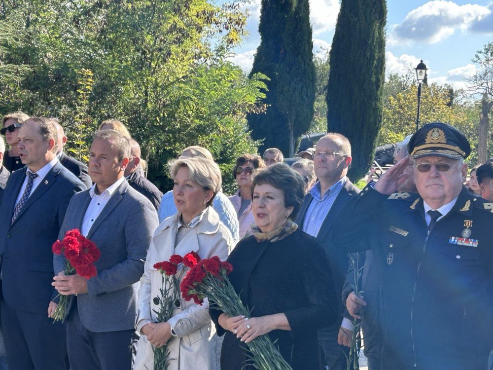 Екатерина Алтабаева: Приняла участие в мероприятии, посвященном дню памяти героя Первой обороны Севастополя вице-адмирала Владимира Алексеевича Корнилова Екатерина Алтабаева: Приняла участие в мероприятии, посвященном дню памяти героя Первой обороны Севастополя вице-адмирала Владимира Алексеевича Корнилова