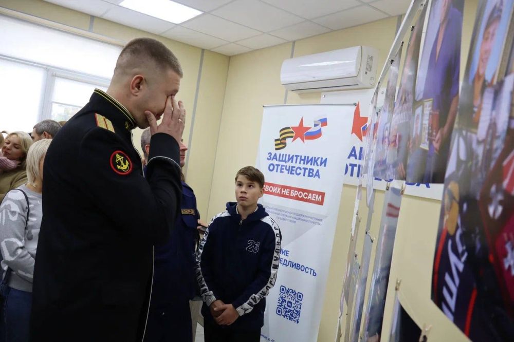 «Отец Героя»: в преддверии Дня Отца в Севастополе открылась фотовыставка «Отец Героя»: в преддверии Дня Отца в Севастополе открылась фотовыставка