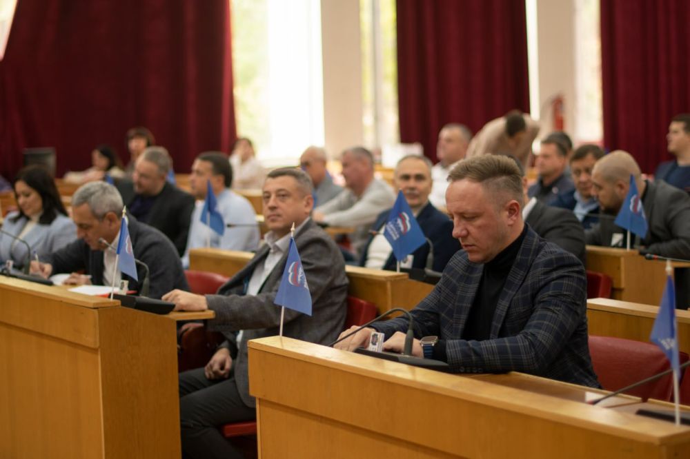 Сегодня состоялась 5-я внеочередная сессия Симферопольского городского совета III созыва под руководством главы муниципального образования городской округ Симферополь Республики Крым – председателя Симферопольского городского совета Виктора Агеева Сегодня состоялась 5-я внеочередная сессия Симферопольского городского совета III созыва под руководством главы муниципального образования городской округ Симферополь Республики Крым – председателя Симферопольского городского совета Виктора Агеева