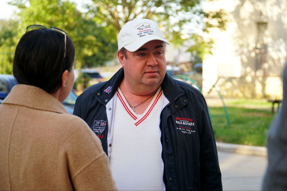 Александр Юрьев: Сегодня во время обхода города посетили улицы Демышева, 13 ноября и пр. Ленина Александр Юрьев: Сегодня во время обхода города посетили улицы Демышева, 13 ноября и пр. Ленина
