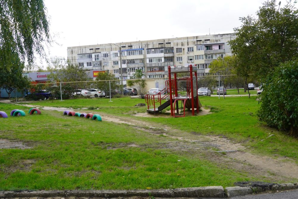 #городские_новости. С целью контроля за работой подрядной организации, выполняющей поручение по очистке межквартальных... #городские_новости. С целью контроля за работой подрядной организации, выполняющей поручение по очистке межквартальных...