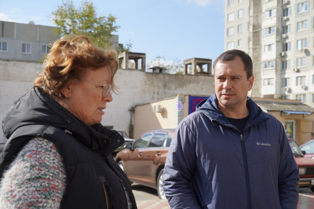 #городские_новости. С целью контроля за работой подрядной организации, выполняющей поручение по очистке межквартальных... #городские_новости. С целью контроля за работой подрядной организации, выполняющей поручение по очистке межквартальных...