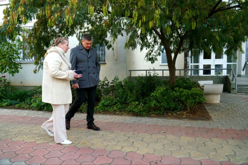 Александр Юрьев: Сегодня во время обхода города посетили улицы Демышева, 13 ноября и пр. Ленина Александр Юрьев: Сегодня во время обхода города посетили улицы Демышева, 13 ноября и пр. Ленина