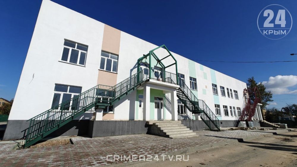 В Саках реконструкция детского сада «Светлячок» выполнена на 73% В Саках реконструкция детского сада «Светлячок» выполнена на 73%