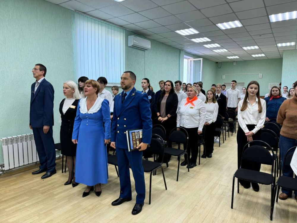 Сегодня, 23 октября 2024 года, работники прокуратуры повсеместно в Крыму приняли участие в торжественных мероприятиях, посвященных Дню памяти и славы крымских партизан и подпольщиков Сегодня, 23 октября 2024 года, работники прокуратуры повсеместно в Крыму приняли участие в торжественных мероприятиях, посвященных Дню памяти и славы крымских партизан и подпольщиков
