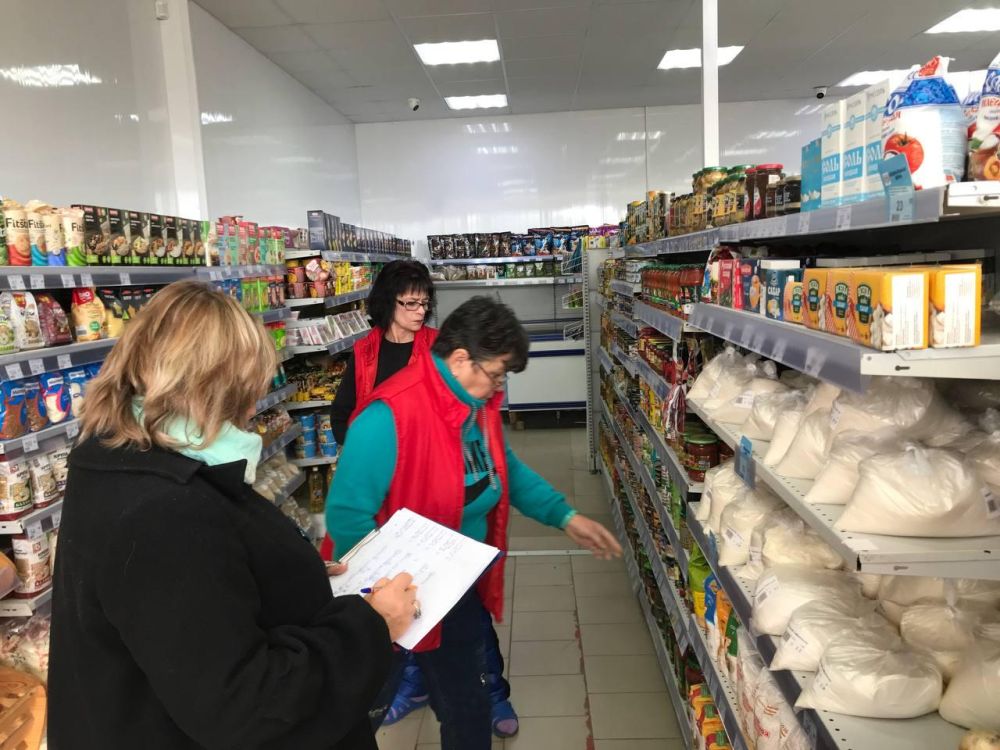 Сотрудники Управления по экономическому развитию, аграрной и инвестиционной политике администрации Сакского района провели... Сотрудники Управления по экономическому развитию, аграрной и инвестиционной политике администрации Сакского района провели...