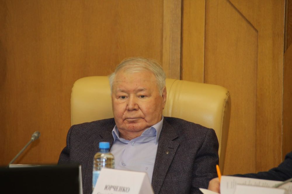 Александр Форманчук стал членом рабочей группы по созданию нового крымского гимна Александр Форманчук стал членом рабочей группы по созданию нового крымского гимна