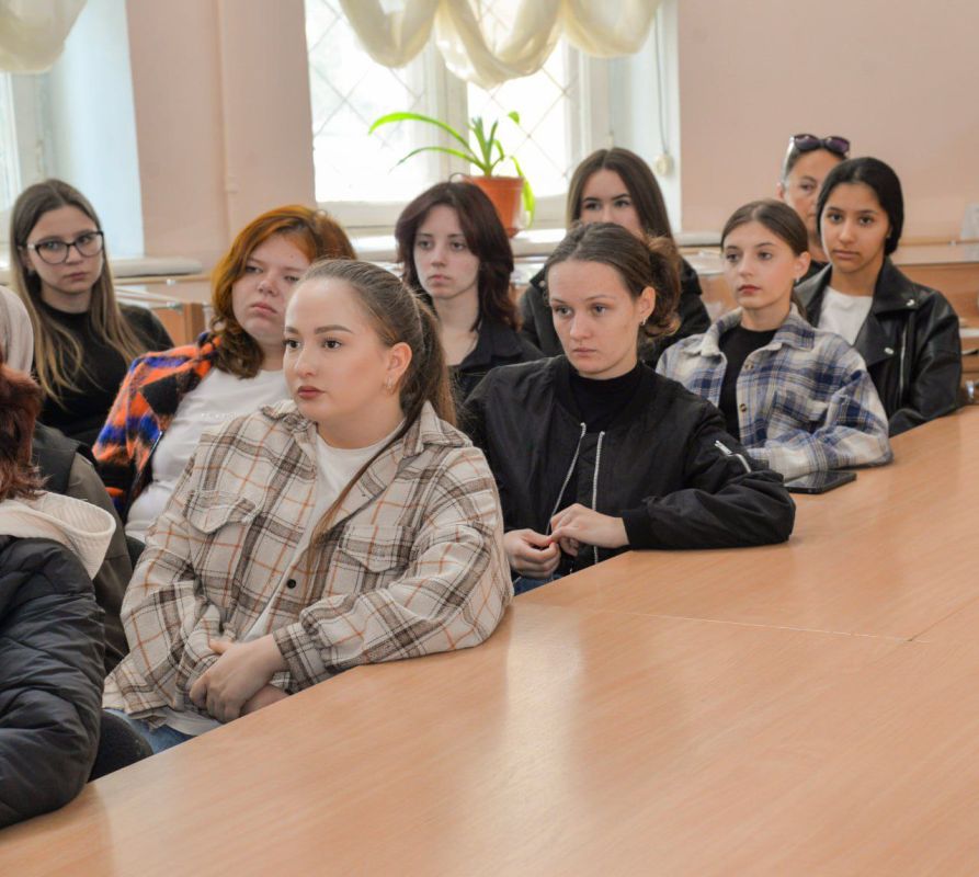 Иван Просоедов: Сегодня исполняется 125 лет со дня рождения известного поэта и писателя Ильи Сельвинского, жизнь которого неразрывно связана с Евпаторией Иван Просоедов: Сегодня исполняется 125 лет со дня рождения известного поэта и писателя Ильи Сельвинского, жизнь которого неразрывно связана с Евпаторией