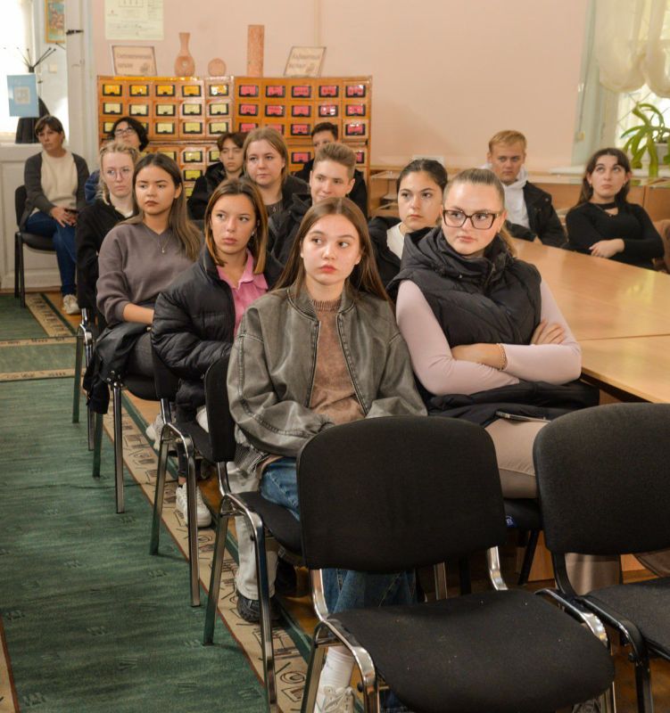 Иван Просоедов: Сегодня исполняется 125 лет со дня рождения известного поэта и писателя Ильи Сельвинского, жизнь которого неразрывно связана с Евпаторией Иван Просоедов: Сегодня исполняется 125 лет со дня рождения известного поэта и писателя Ильи Сельвинского, жизнь которого неразрывно связана с Евпаторией