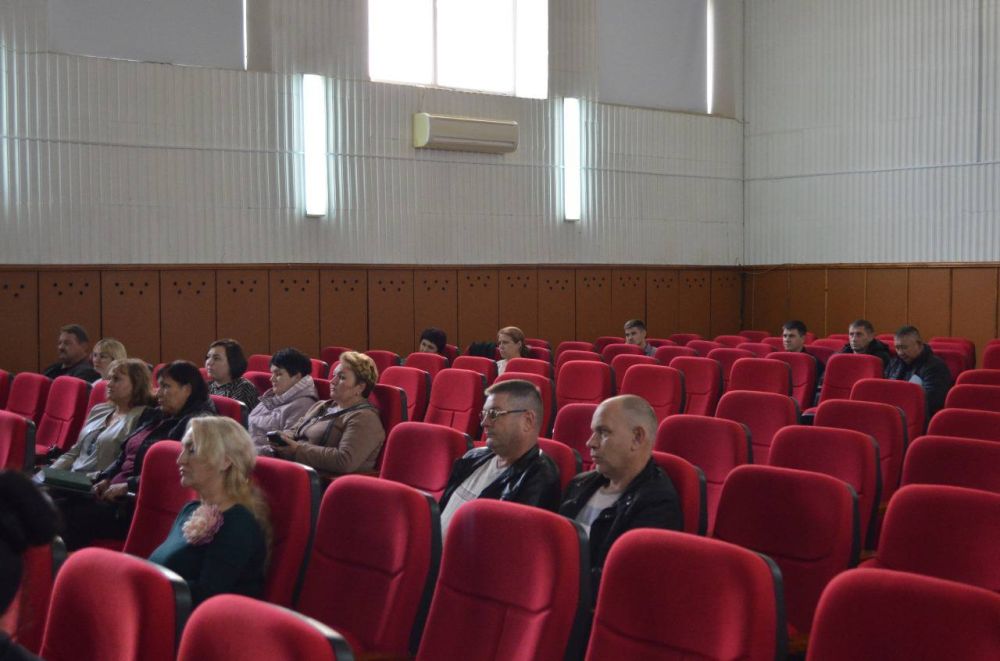 В администрации Белогорского района прошло совещание с Ольгой Виноградовой, председателем Комитета Государственного Совета... В администрации Белогорского района прошло совещание с Ольгой Виноградовой, председателем Комитета Государственного Совета...