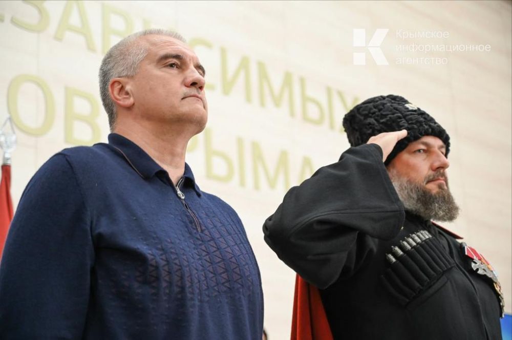 Атаман Черноморского казачьего войска казачий полковник Антон Сироткин подвел промежуточные итоги работы войска по реализации стратегии госполитики в отношении российского казачества Атаман Черноморского казачьего войска казачий полковник Антон Сироткин подвел промежуточные итоги работы войска по реализации стратегии госполитики в отношении российского казачества