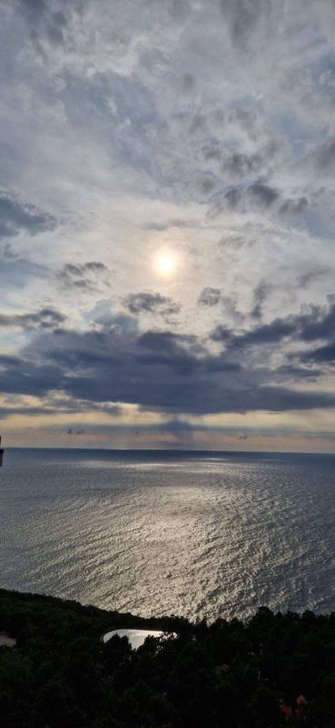 Олег Царёв: Красивые виды моря из Крыма Олег Царёв: Красивые виды моря из Крыма