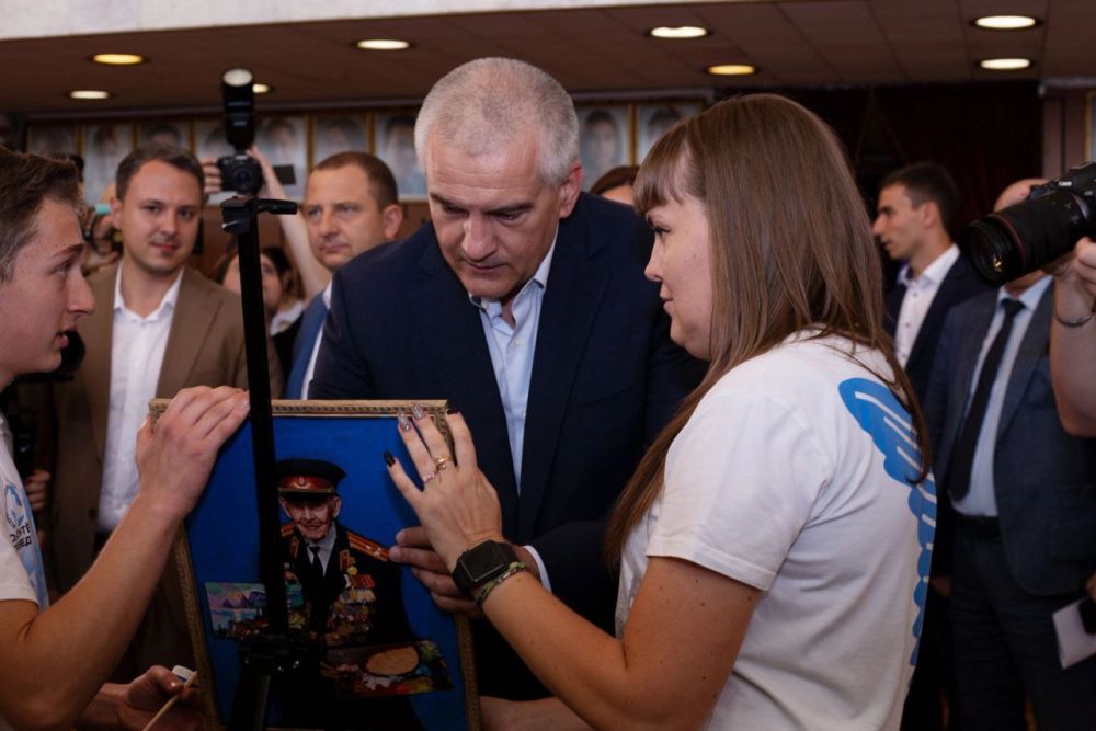 Алексей Зинченко: Гордятся прошлым, ценят настоящее и смотрят в будущее! Алексей Зинченко: Гордятся прошлым, ценят настоящее и смотрят в будущее!