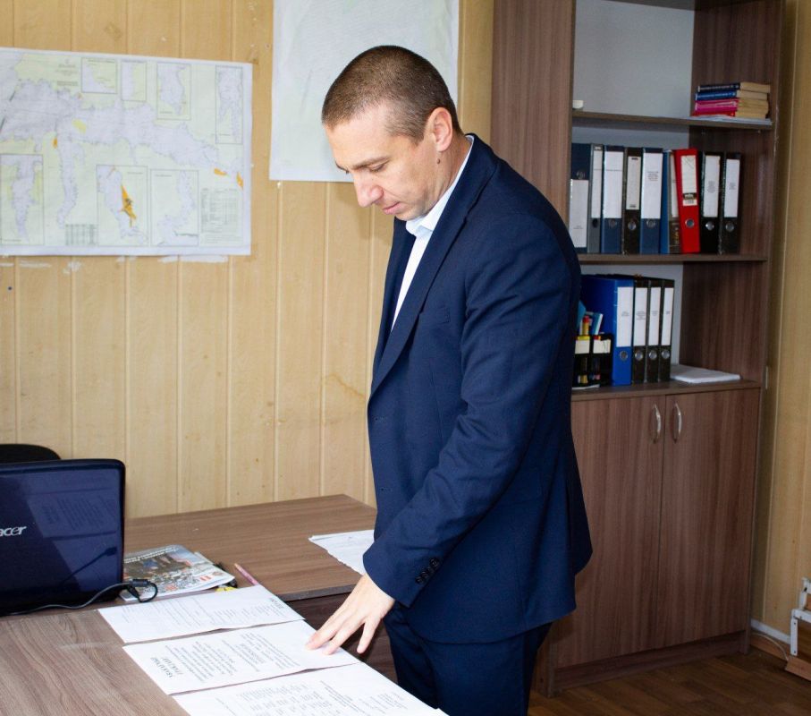 Общественники проверили работу Севастопольского линейного отдела полиции и линейного пункта полиции в морском порту Севастополь Общественники проверили работу Севастопольского линейного отдела полиции и линейного пункта полиции в морском порту Севастополь