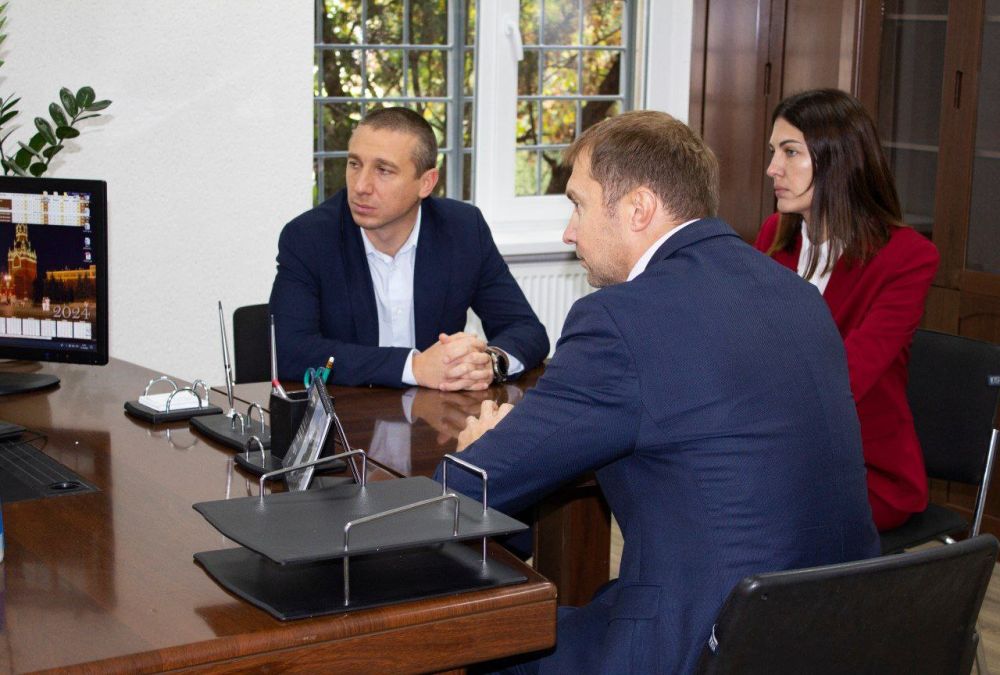 Общественники проверили работу Севастопольского линейного отдела полиции и линейного пункта полиции в морском порту Севастополь Общественники проверили работу Севастопольского линейного отдела полиции и линейного пункта полиции в морском порту Севастополь