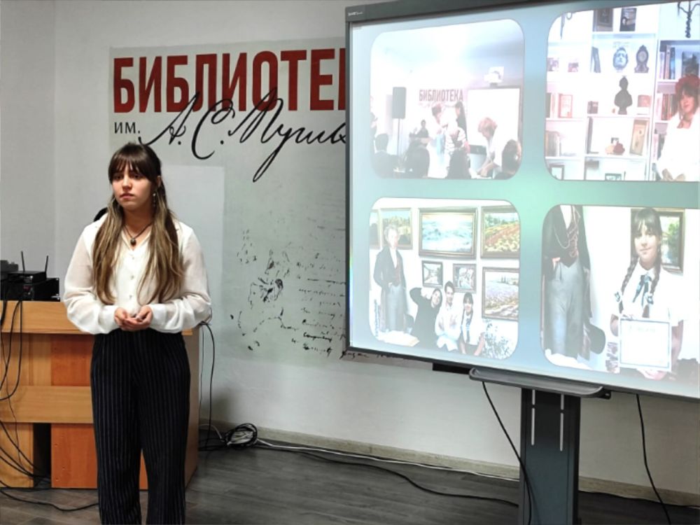 На базе Центральной районной библиотеки им.А.С.Пушкина состоялся форум лидеров ученического самоуправления Бахчисарайского объединения советов старшеклассников (БОСС) На базе Центральной районной библиотеки им.А.С.Пушкина состоялся форум лидеров ученического самоуправления Бахчисарайского объединения советов старшеклассников (БОСС)