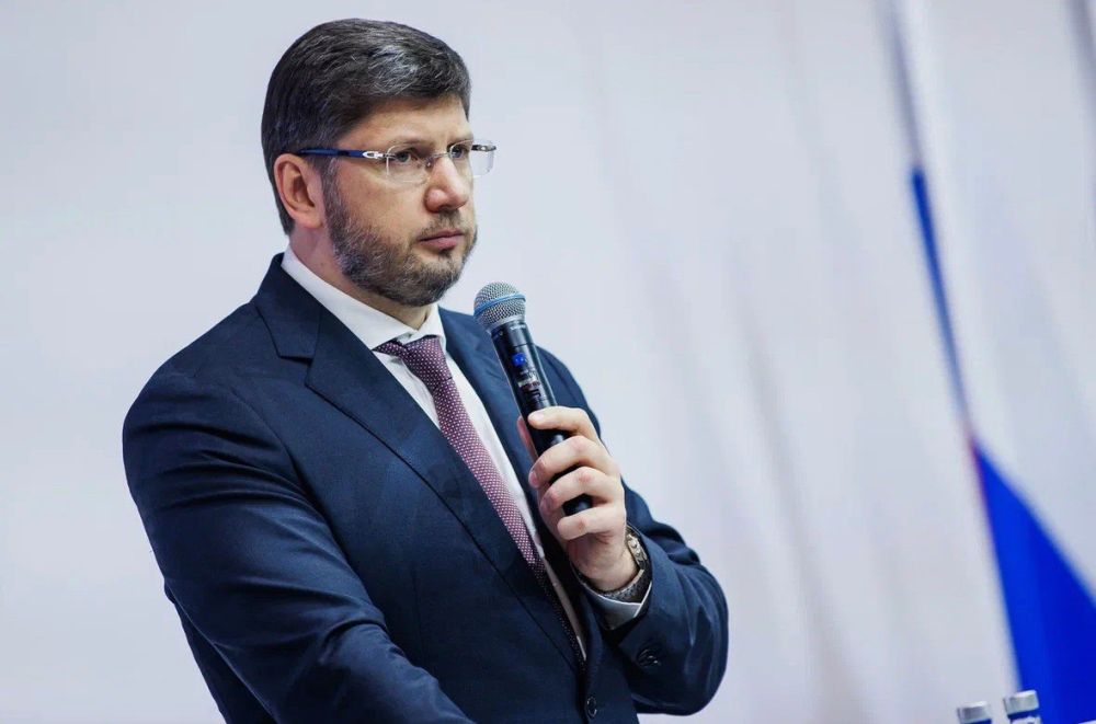 Первый замминистра Александр Ломакин рассказал о развитии стройотрасли участникам программы «Время героев» Первый замминистра Александр Ломакин рассказал о развитии стройотрасли участникам программы «Время героев»
