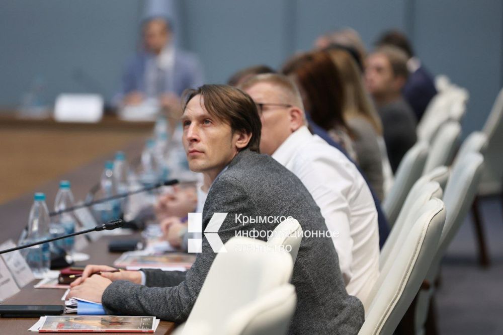 На заседании Совмина РК сегодня рассматривают проект бюджета Крыма на ближайшие три года На заседании Совмина РК сегодня рассматривают проект бюджета Крыма на ближайшие три года