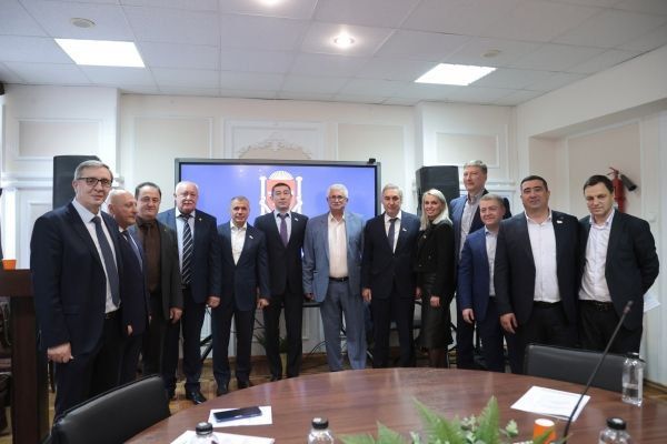 Председатель Государственного комитета по делам межнациональных отношений Республики Крым Руслан Якубов принял участие в выездном заседании Комитета Госсовета Республики Крым по межнациональным отношениям Председатель Государственного комитета по делам межнациональных отношений Республики Крым Руслан Якубов принял участие в выездном заседании Комитета Госсовета Республики Крым по межнациональным отношениям