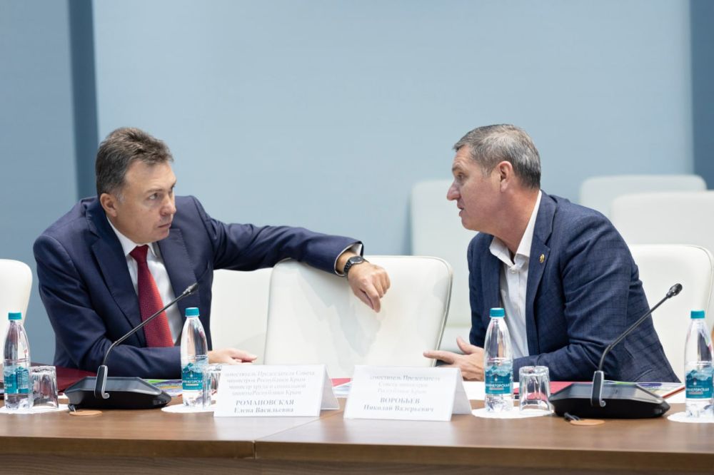 Сергей Аксёнов: В проекте бюджета республики на 2025–2027 гг. полностью сохранены объемы федерального финансирования, выделяемого согласно решениям Президента Владимира Владимировича Путина Сергей Аксёнов: В проекте бюджета республики на 2025–2027 гг. полностью сохранены объемы федерального финансирования, выделяемого согласно решениям Президента Владимира Владимировича Путина