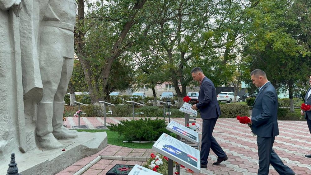 Александр Дудинов: Утро начал с почетной и важной миссии Александр Дудинов: Утро начал с почетной и важной миссии