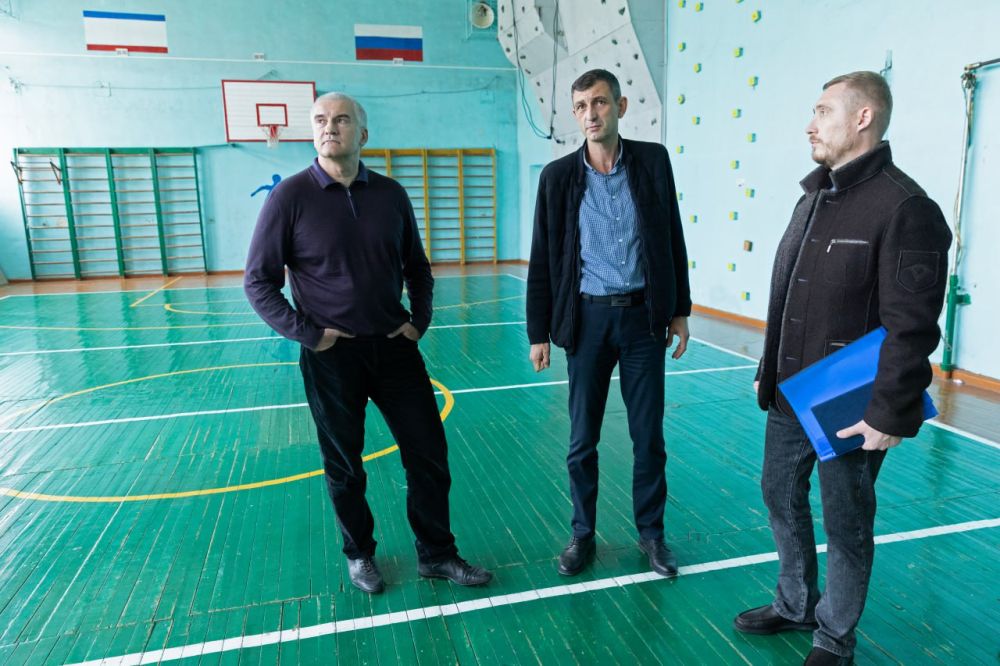 Сергей Аксёнов: В селе Крымская Роза Белогорского района есть проблема с некачественной питьевой водой в системе, на что поступают жалобы от жителей Сергей Аксёнов: В селе Крымская Роза Белогорского района есть проблема с некачественной питьевой водой в системе, на что поступают жалобы от жителей