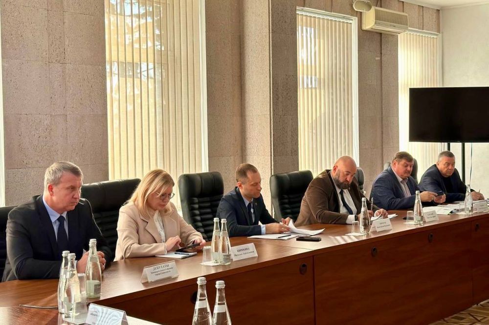 Владимир Немцев: В Законодательном Собрании Севастополя началось заслушивание главных распорядителей бюджетных средств города и обсуждение параметров бюджета Севастополя на 2025 и плановый период 2026 и 2027 годов Владимир Немцев: В Законодательном Собрании Севастополя началось заслушивание главных распорядителей бюджетных средств города и обсуждение параметров бюджета Севастополя на 2025 и плановый период 2026 и 2027 годов