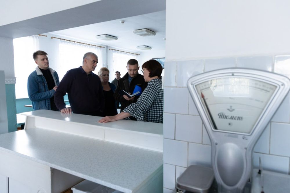 Сергей Аксёнов: В селе Крымская Роза Белогорского района есть проблема с некачественной питьевой водой в системе, на что поступают жалобы от жителей Сергей Аксёнов: В селе Крымская Роза Белогорского района есть проблема с некачественной питьевой водой в системе, на что поступают жалобы от жителей