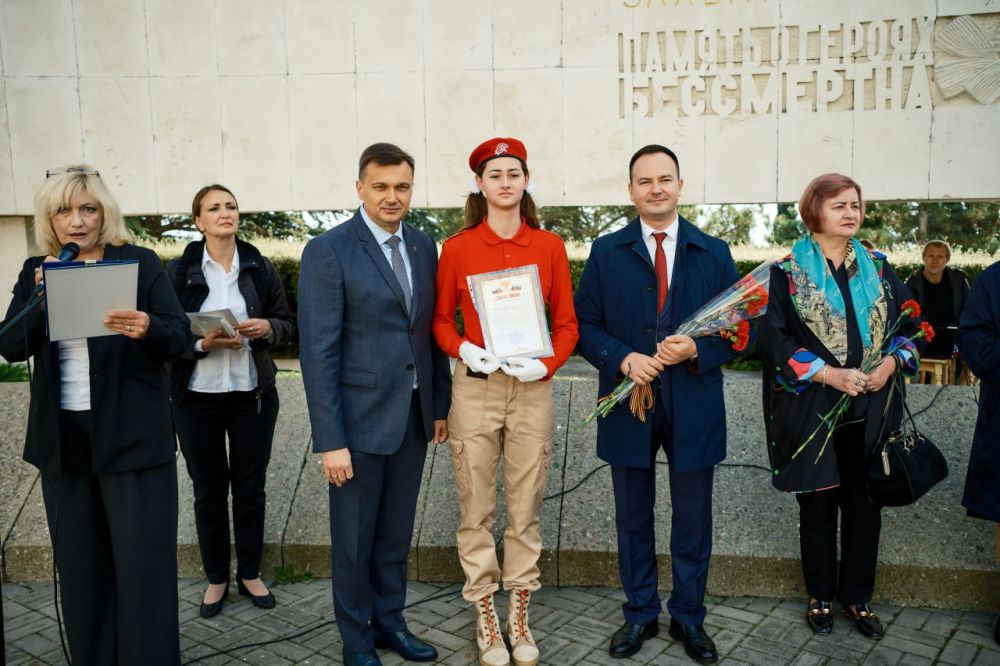 Самые стойкие и патриотичные: в Ялте подвели итоги осеннего этапа Вахты Памяти поколений – Пост №1 Самые стойкие и патриотичные: в Ялте подвели итоги осеннего этапа Вахты Памяти поколений – Пост №1