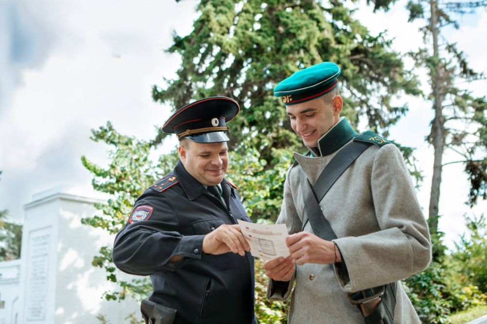 «Народный» участковый: от детской мечты до старшего лейтенанта полиции «Народный» участковый: от детской мечты до старшего лейтенанта полиции