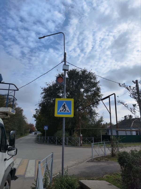 Работы по повышению безопасности дорог в Крыму продолжаются! Теперь 168 пешеходных переходов приведены в соответствие с... Работы по повышению безопасности дорог в Крыму продолжаются! Теперь 168 пешеходных переходов приведены в соответствие с...