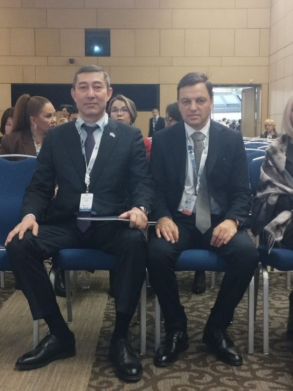 Делегация Республики Крым принимает участие в работе Всероссийского форума «Народы России» в Москве Делегация Республики Крым принимает участие в работе Всероссийского форума «Народы России» в Москве