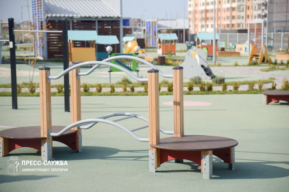 В Евпатории открыли два новых детских сада В Евпатории открыли два новых детских сада