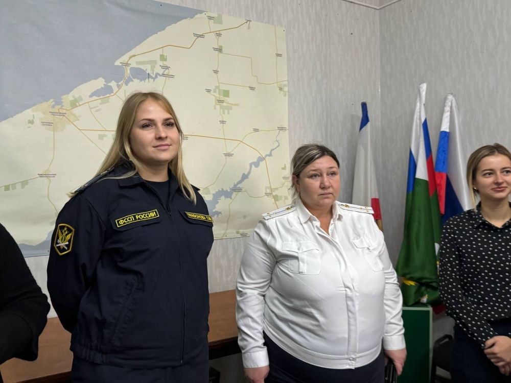 Александр Дудинов: Поздравил коллектив отдела УФССП России по Черноморскому району с профессиональным праздником - Днем судебного пристава! Александр Дудинов: Поздравил коллектив отдела УФССП России по Черноморскому району с профессиональным праздником - Днем судебного пристава!