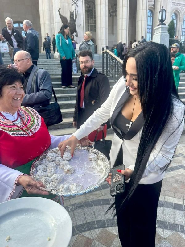 В Крыму проходит Х Международный фестиваль «Болгарские встречи».Мероприятие посвящено 30-летию Региональной болгарской национально-культурной автономии Республики Крым«Паисия Хилендарского» и 220-летию поселения болгар в Крым В Крыму проходит Х Международный фестиваль «Болгарские встречи».Мероприятие посвящено 30-летию Региональной болгарской национально-культурной автономии Республики Крым«Паисия Хилендарского» и 220-летию поселения болгар в Крым