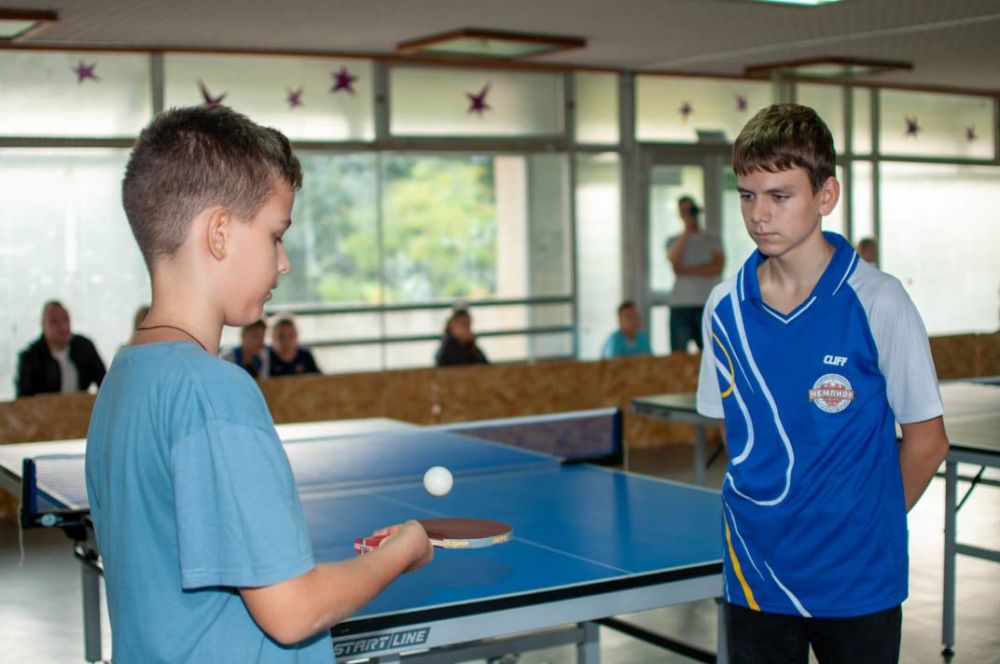#знайнаших. В Центре детского и юношеского творчества прошёл турнир по настольному теннису «Чемпион» Состязания были организованы среди детей, обучающихся в секции настольного тенниса, и приурочены ко Дню народного единства #знайнаших. В Центре детского и юношеского творчества прошёл турнир по настольному теннису «Чемпион» Состязания были организованы среди детей, обучающихся в секции настольного тенниса, и приурочены ко Дню народного единства