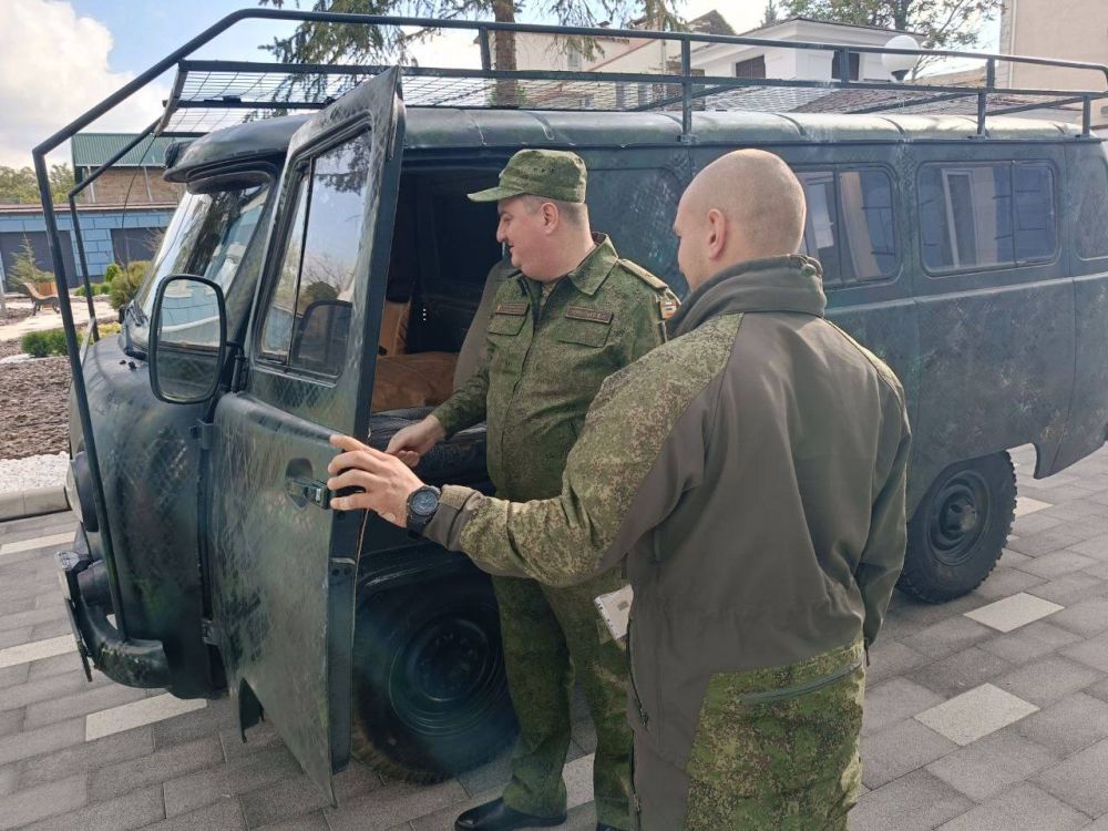 Модернизированная "буханка" уехала на передовую из Крыма Модернизированная "буханка" уехала на передовую из Крыма