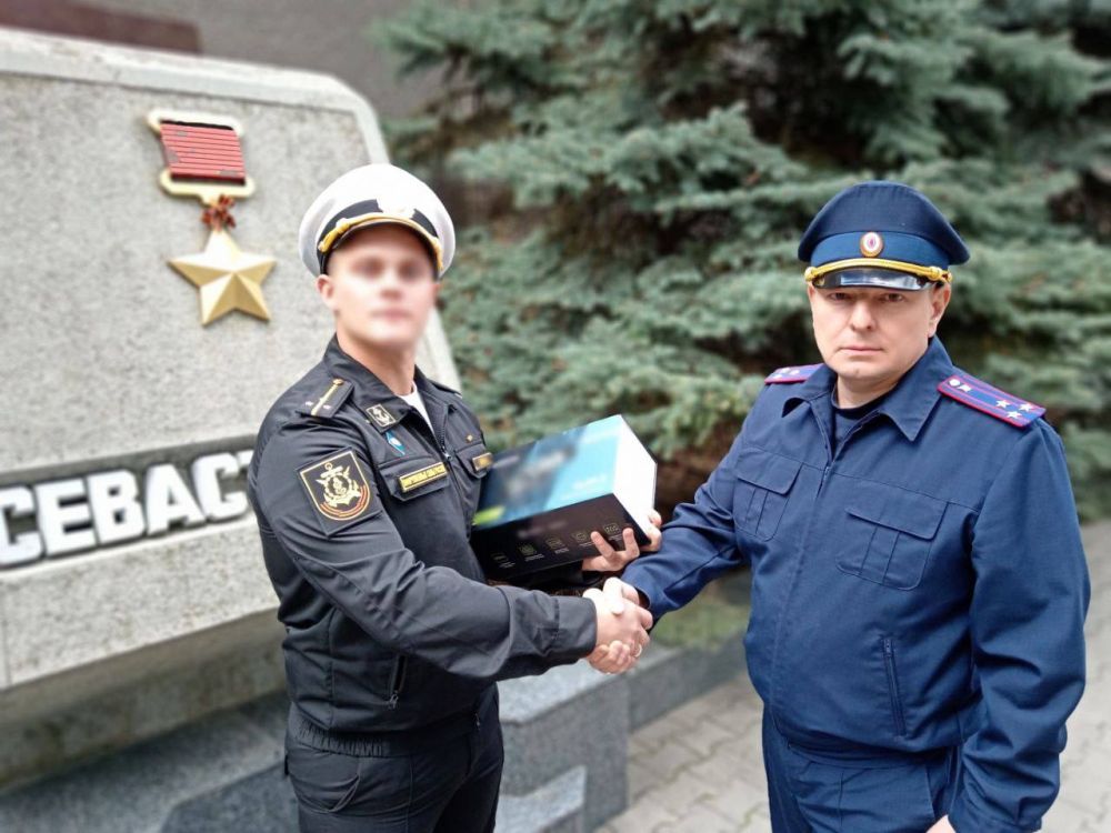 Модернизированная "буханка" уехала на передовую из Крыма Модернизированная "буханка" уехала на передовую из Крыма
